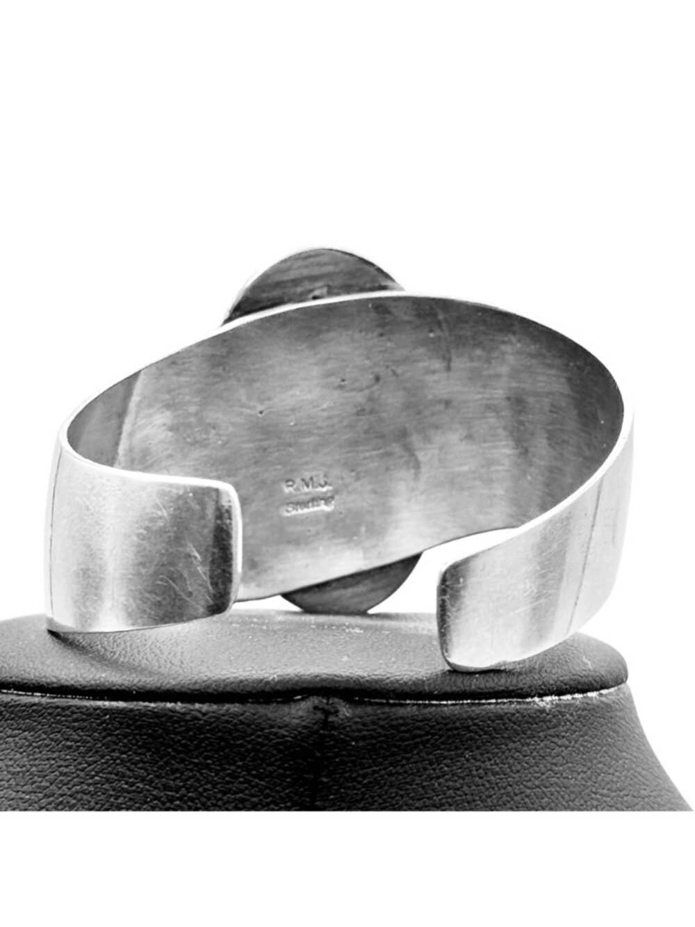 Southwestern Cuff Bracelet Sterling Silver Black Onyx By RMJ 44g Modern Design - Picture 6 of 12